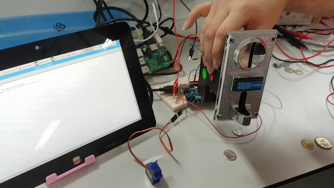 Cellphone Charging Station using Raspberry Pi